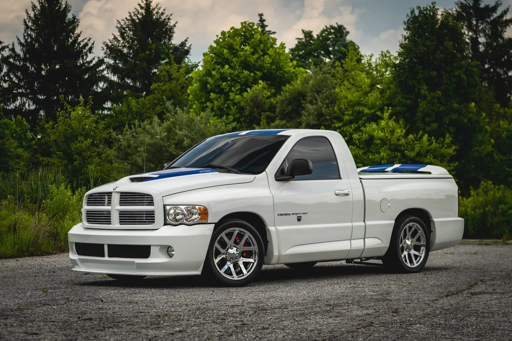 2005 Dodge Ram SRT-10 — photograph 1